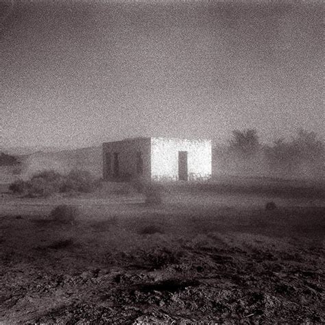 “Godspeed You! Black Emperor” Là Bài Thánh Ca Tồn Trọng Dài Mãi Của Post-Rock